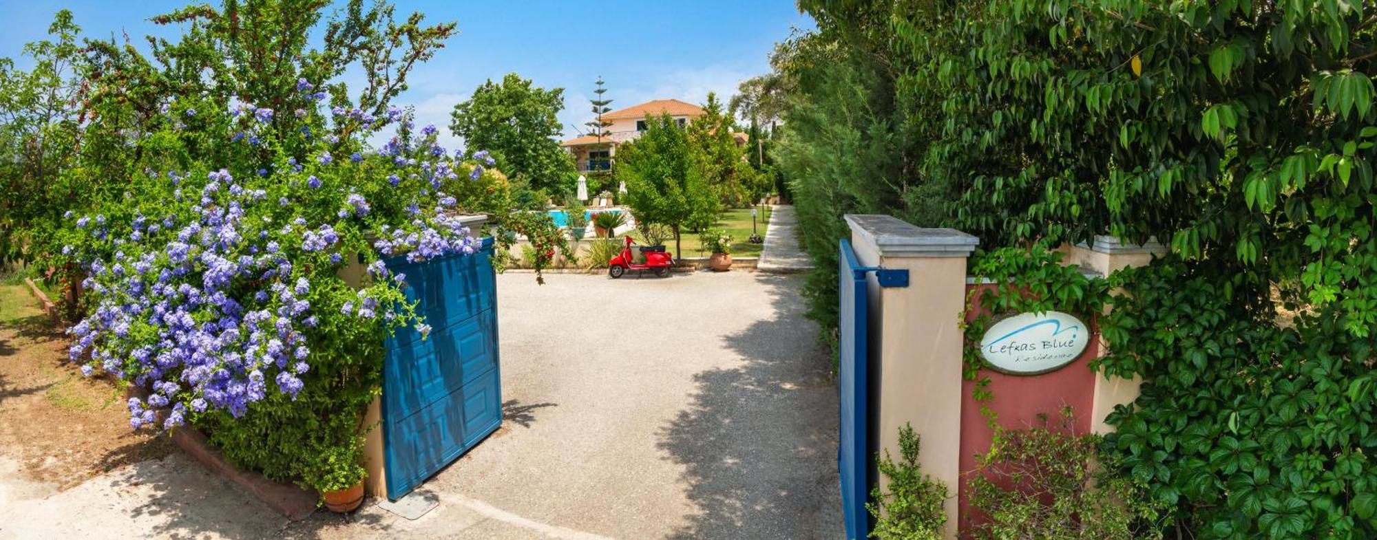 Lefkas Blue Residence Lefkada City Exterior photo